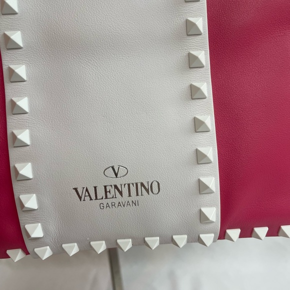 $3250 Set of 2 Valentino Garavani bag and wallet new with tag and dust bags - Picture 6 of 17